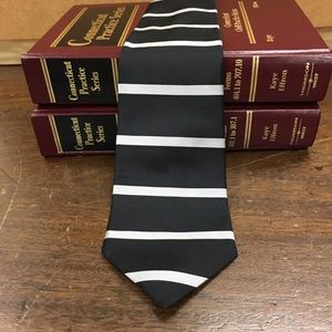 Villa Bugatti Tie